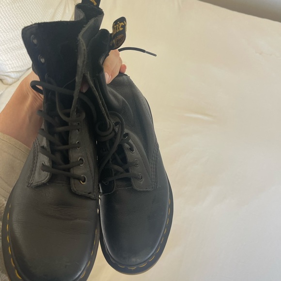 Dr Marten - 1460 WOMEN'S PASCAL VIRGINIA LEATHER BOOTS - Picture 3 of 6